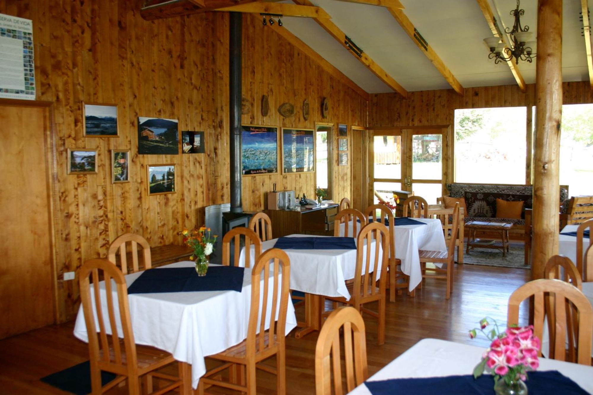 Lodge El Mirador De Guadal Puerto Guadal Ngoại thất bức ảnh